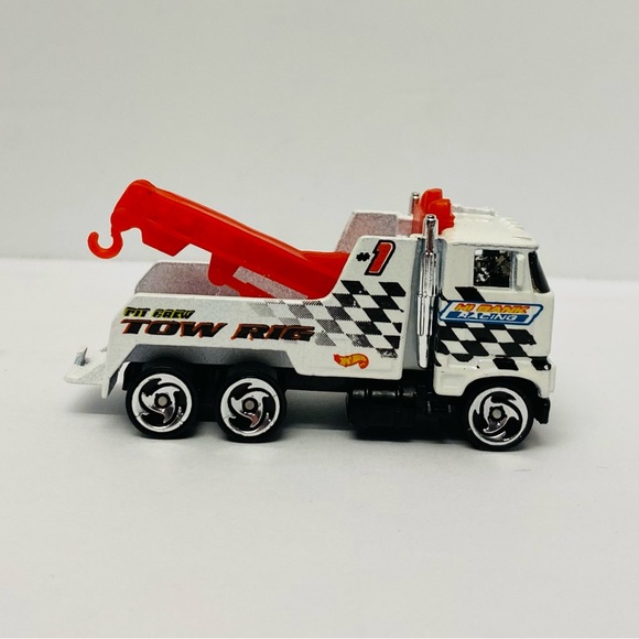 Hot Wheels Rig Wrecker Loose - Picture 1 of 5
